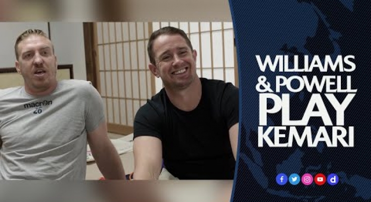 Shane Williams and Andy Powell play Kemari | Big in Japan