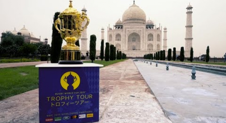 Webb Ellis Cup visits Taj Mahal