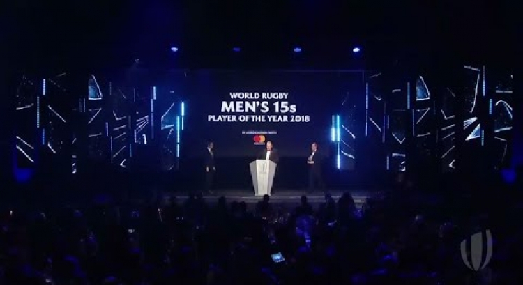 Speechless Sexton picks up World Rugby Men's 15s Player of the Year Award 2018