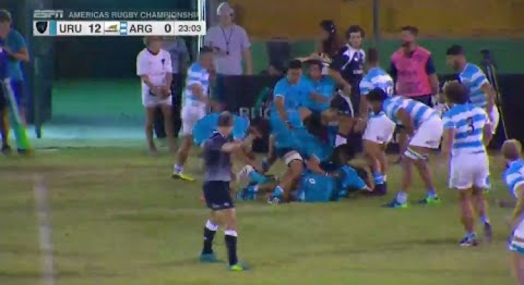 Big Hit! Great tackle leads to Argentinian try