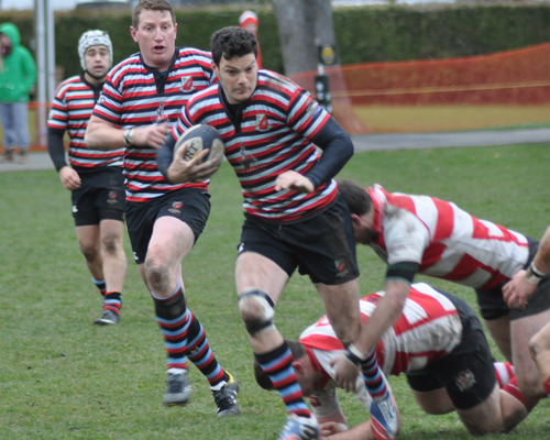 CW Consolidates Form Over Hapless Rowers