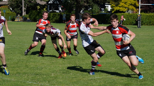 Visitors Take the Spoils