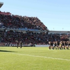 "Never On A Sunday", Chant Maori.