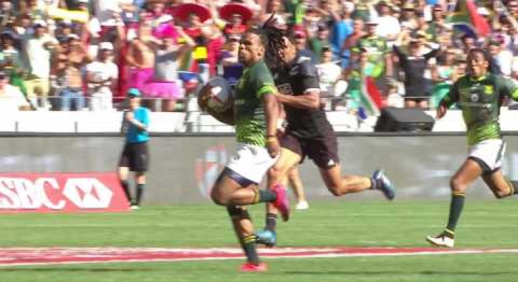Specman scores wonder try in Cape Town from own 22 line!