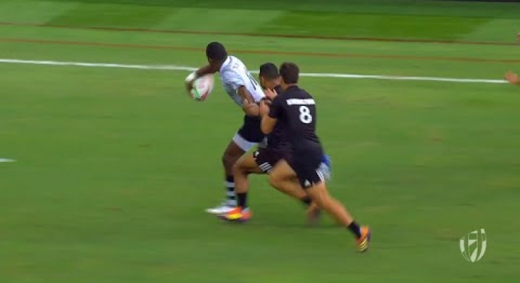 RE:LIVE: Fiji score insanely skillful try