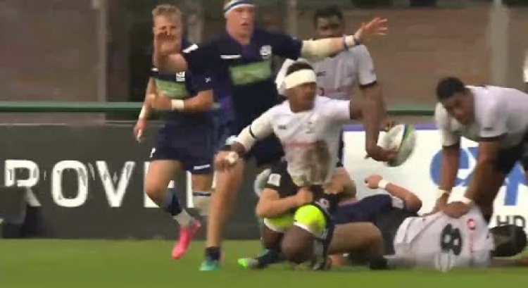 Fiji score epic try with insane handling