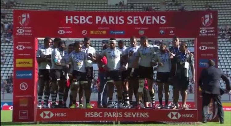 Fiji lift the trophy at the HSBC Paris Sevens