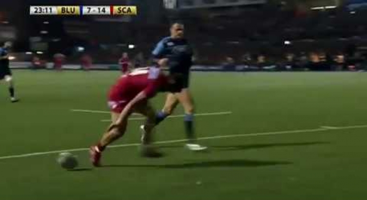 van der Merwe sets up, scores try in Scarlets' Pro 12 win over Cardiff