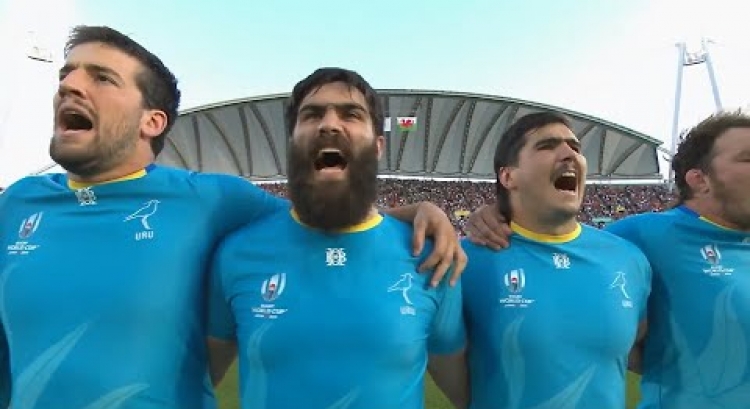 Uruguay sing national anthem with incredible passion